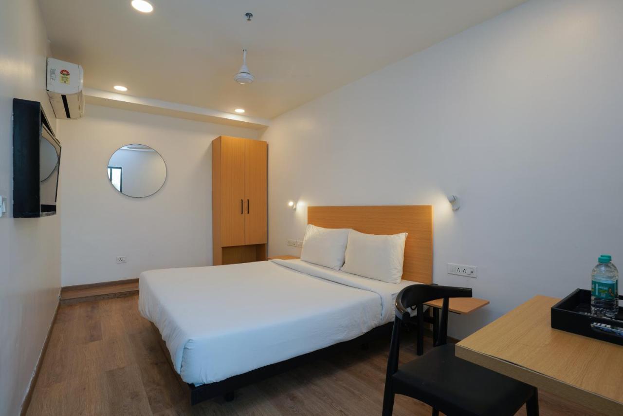 Uptown Hotel Nagpur Exterior photo
