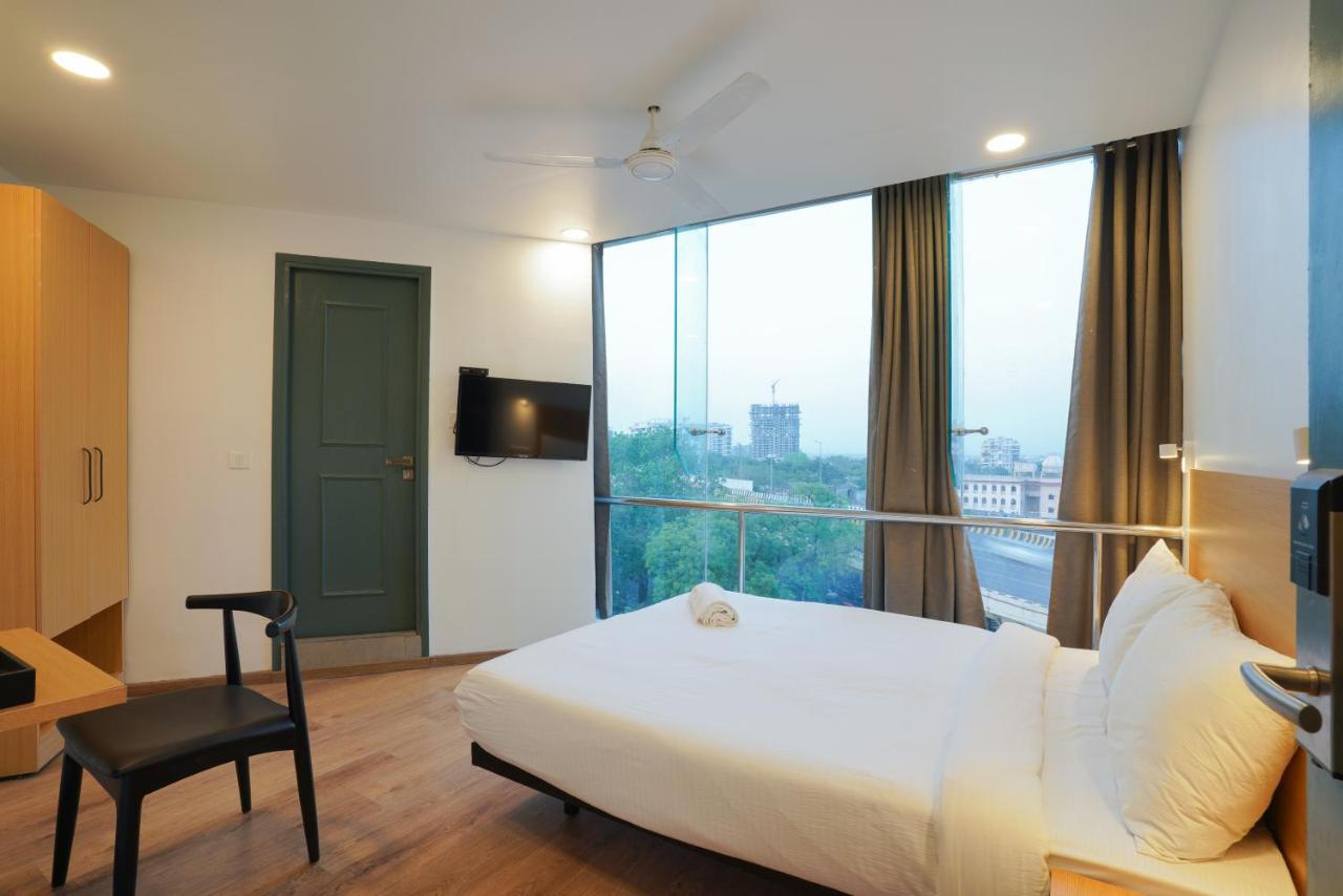 Uptown Hotel Nagpur Exterior photo