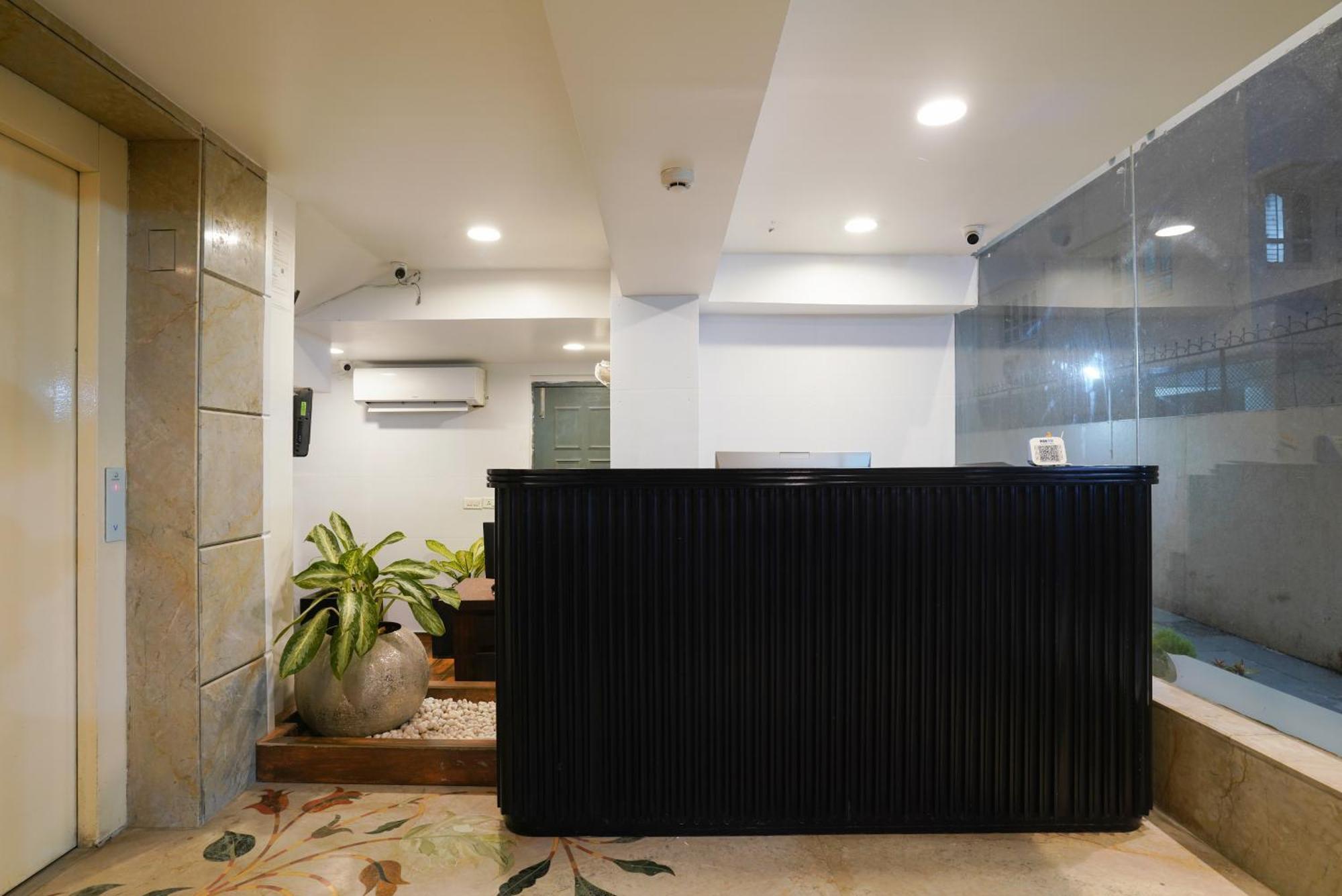 Uptown Hotel Nagpur Exterior photo